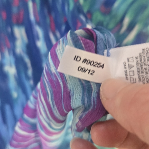 NWT Express Cold Shoulder Top Size Small - Picture 5 of 7